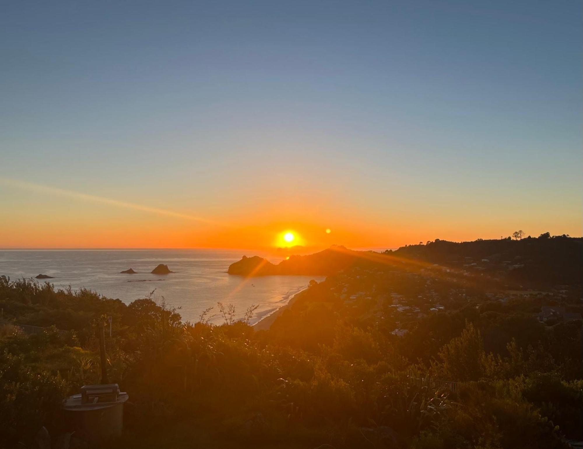 Appartement Cathedral Cove And Sunrise à Hahei Extérieur photo
